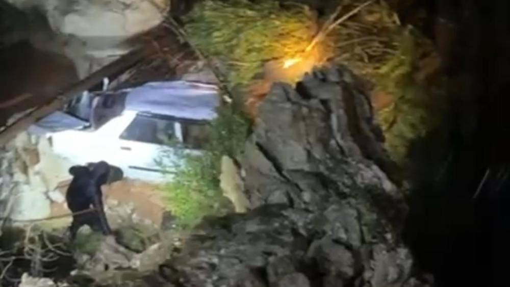 Sele kapılan şahıs i&ccedil;in arama kurtarma &ccedil;alışmaları s&uuml;r&uuml;yor
