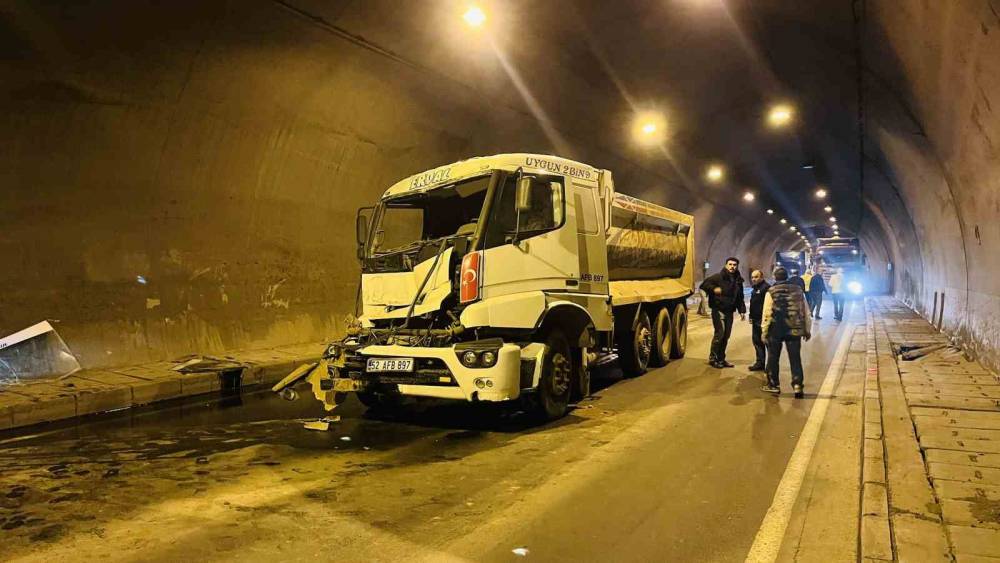 Ordu&rsquo;da t&uuml;nelde kaza: Uzun ara&ccedil; kuyruğu oluştu
