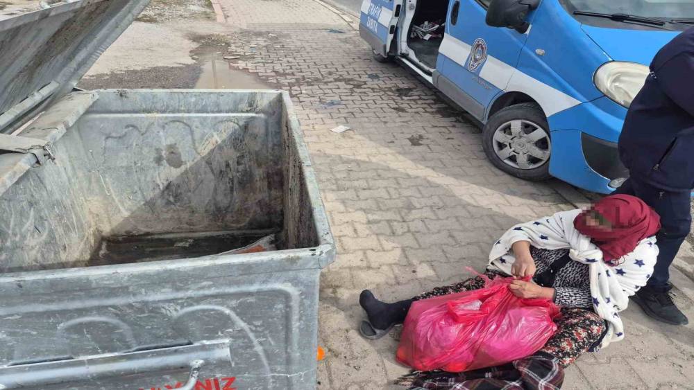 Kayseri&rsquo;de zabıta dilencilere g&ouml;z a&ccedil;tırmıyor
