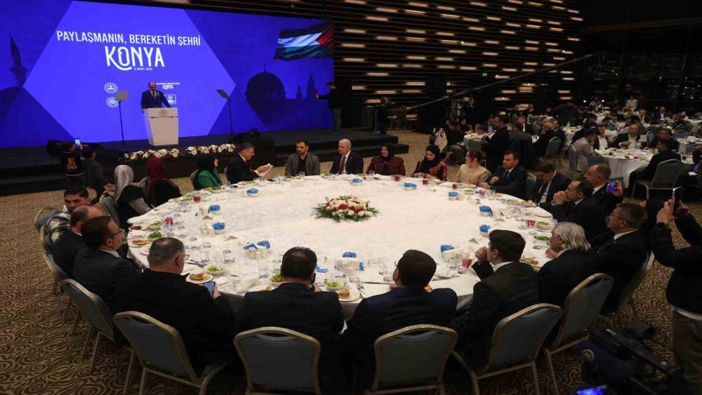 Bakan &Ccedil;ift&ccedil;i: "Savunma sanayiinden yerli ve milli teknolojiye, sağlık sisteminden g&uuml;venlik altyapısına kadar pek &ccedil;ok alanda &ccedil;ığır a&ccedil;an bir T&uuml;rkiye var"
