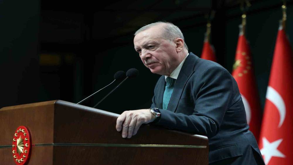 Cumhurbaşkanı Erdoğan: "Ne h&uuml;k&uuml;metimizin ne milletimizin yakın vadedeki siyasi koordinatlarında erken veya ara se&ccedil;imin yer almadığının bilinmesini istiyorum"
