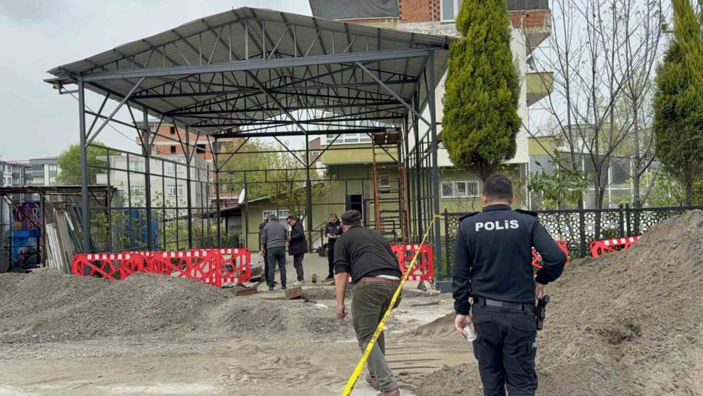"Kazığımı niye aldın" kavgası: 1&rsquo;i ağır 4 yaralı
