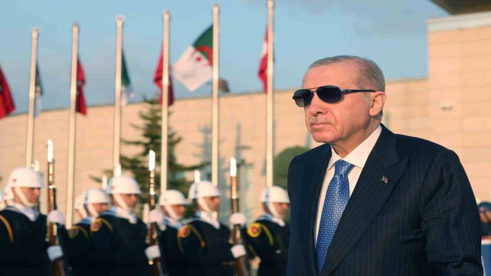 Cumhurbaşkanı Erdoğan, Cezayir Cumhurbaşkanı Tebbun&rsquo;u karşıladı
