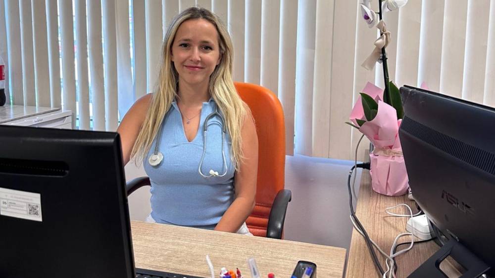 "Anne s&uuml;t&uuml;, bebeğin sağlıklı gelişimi i&ccedil;in en ideal besindir"
