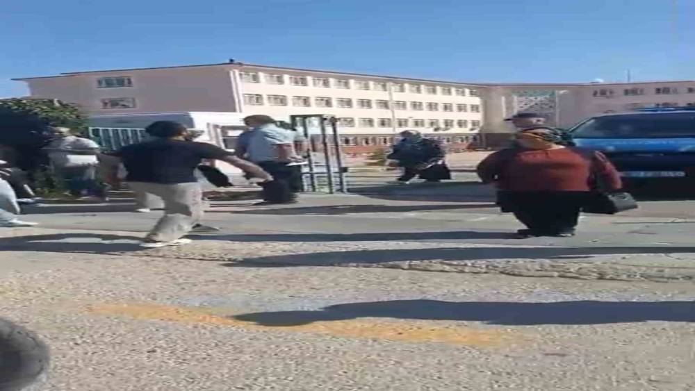 Ankara&rsquo;da KPSS&rsquo;ye ge&ccedil; kalan adayı, jandarma sınava yetiştirdi
