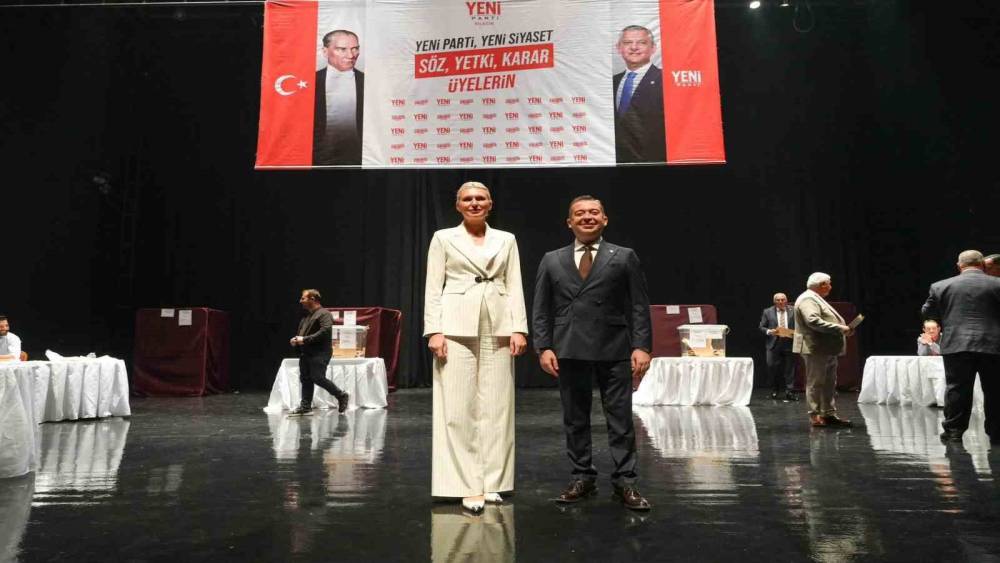 Bilecik Belediye Başkanı Melek Mızrak Subaşı, partisinin Merkez İl&ccedil;e 1. Olağan Kongresi&rsquo;ne katıldı

