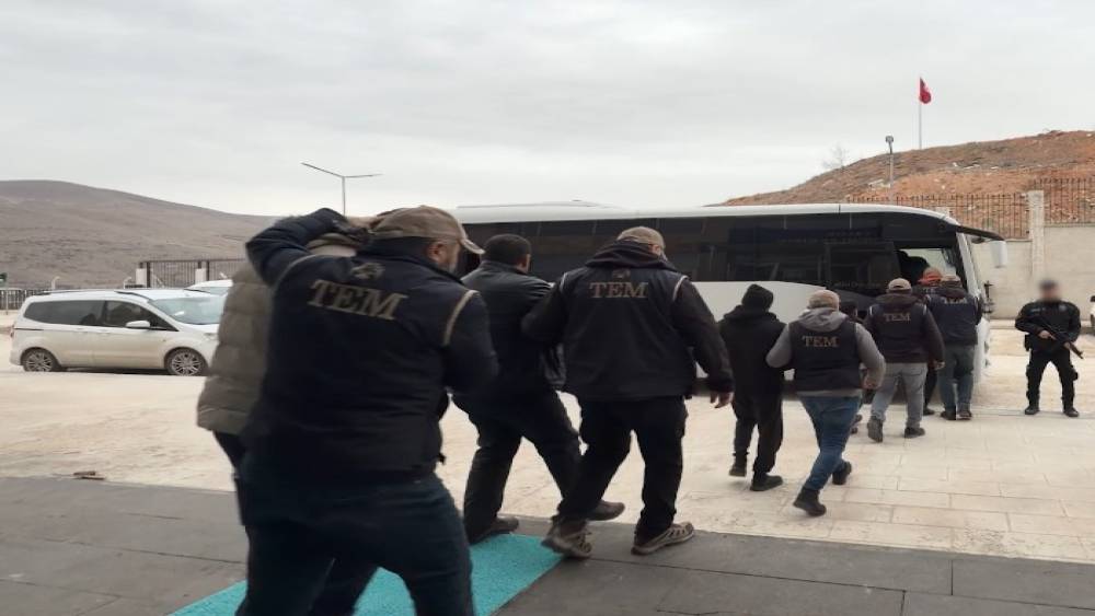 Kırşehir&rsquo;de DEAŞ operasyonu: 12 tutuklama
