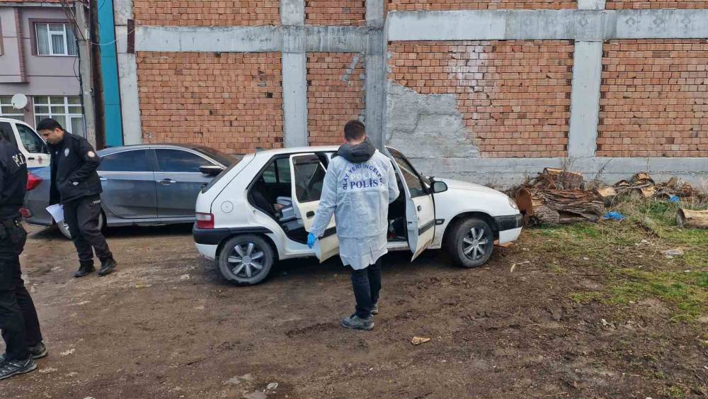 &Ccedil;orum&rsquo;da bı&ccedil;aklı kavga: 1 yaralı
