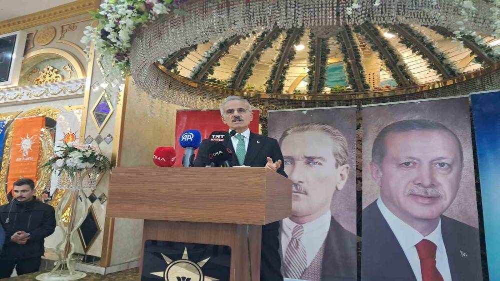 Bakan Uraloğlu: "T&uuml;rkiye&rsquo;nin ulaşım ve iletişim altyapısına yaklaşık 355 milyar dolar yatırım ger&ccedil;ekleştirdik"
