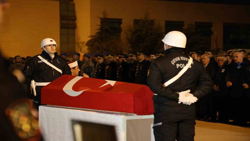 Şehit polis memuru Se&ccedil;kin Yal&ccedil;ın, memleketi Elazığ&rsquo;da t&ouml;renle karşılandı
