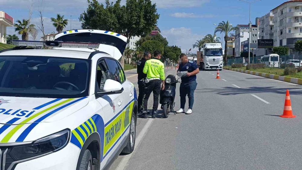 Antalya&rsquo;da elektrikli bisiklet s&uuml;r&uuml;c&uuml;s&uuml;ne 126 bin TL ceza
