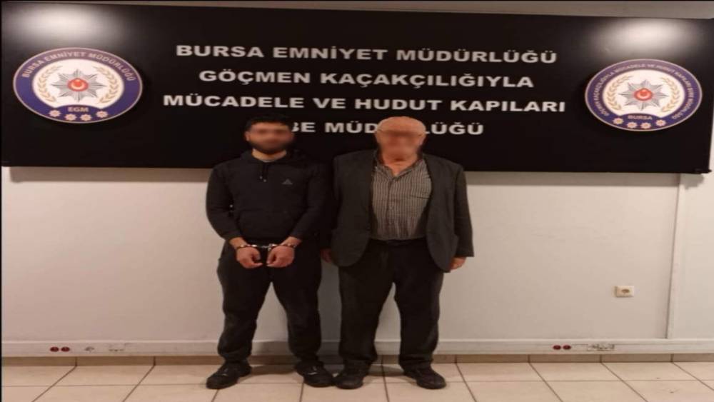Bursa&rsquo;da kiralık evde ka&ccedil;ak g&ouml;&ccedil;men ağı polis operasyonuyla &ccedil;&ouml;kertildi
