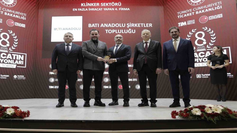 Batı Anadolu Şirketler Topluluğu&rsquo;na &uuml;&ccedil; &ouml;d&uuml;l birden
