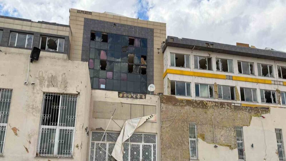 Gaziantep&rsquo;teki &rsquo;s&uuml;per h&uuml;cre&rsquo; okulda ağır hasara neden oldu
