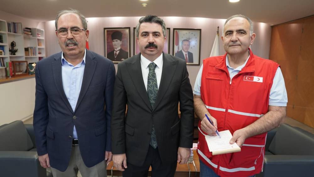 Başkan Oktay Yılmaz&rsquo;dan anlamlı bağış
