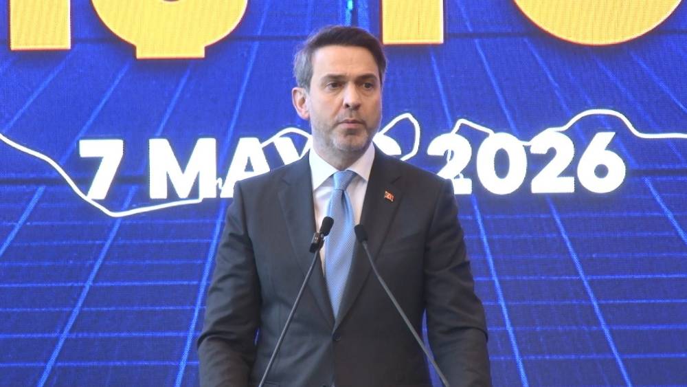 Bakan Bayraktar: "Ana muhalefet, 2 milyar dolarlık dış yatırımın &uuml;lkemizdeki siyasi ve ekonomik istikrara g&uuml;venini g&ouml;stermesinden rahatsızlık duyuyor"
