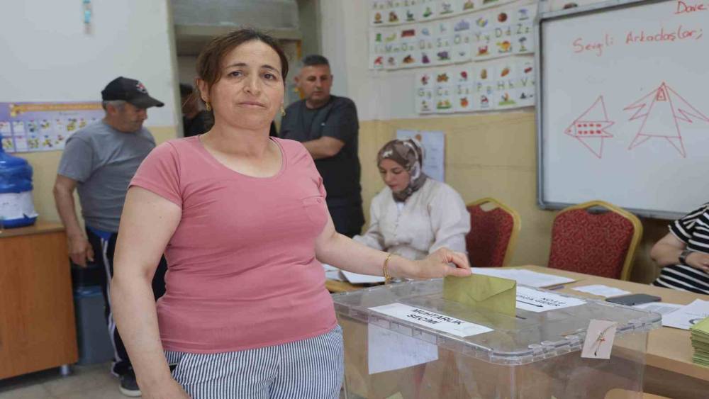 Hatay&rsquo;da 5 mahallede muhtarlık ara se&ccedil;imi heyecanı
