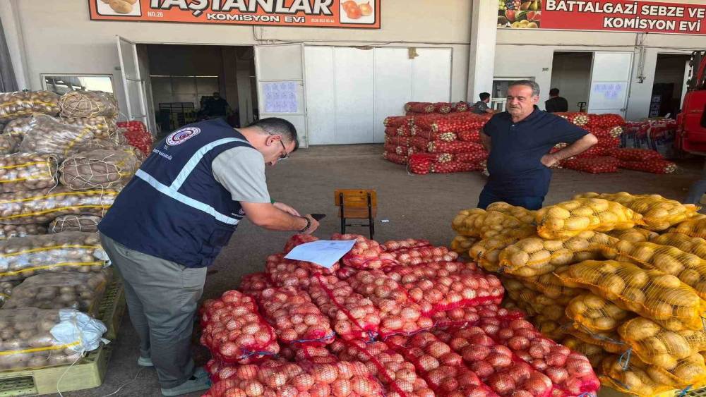 Malatya&rsquo;da gıda işletmelerine y&ouml;nelik Temmuz denetimlerinde 544 bin TL ceza
