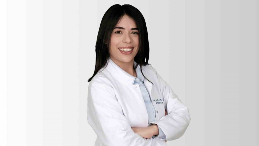 Uzmanından a&ccedil;ıklama: "Ani hareketlerde idrar ka&ccedil;ırma tedavi edilebilir bir sağlık problemi"
