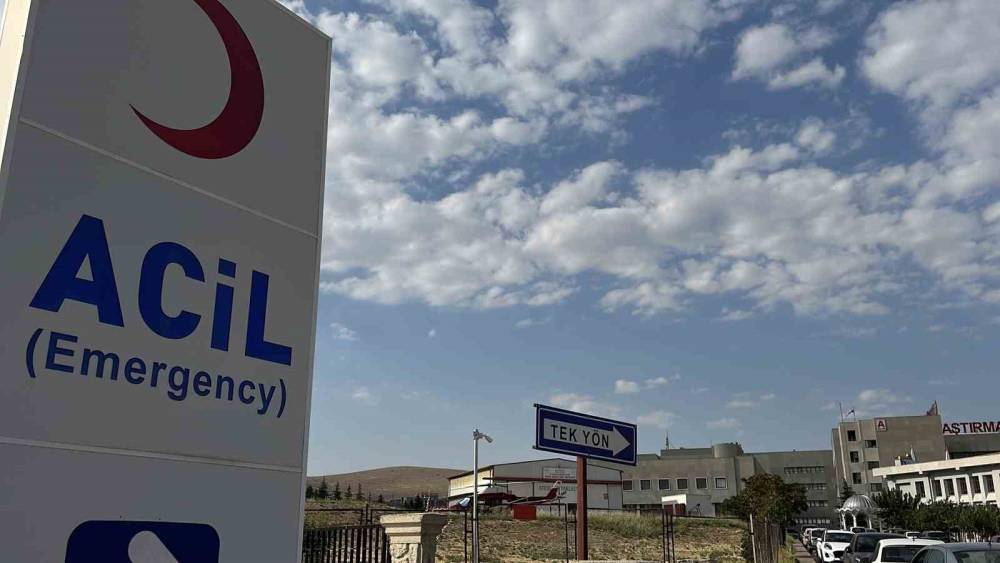 Konya&rsquo;da taşlı bı&ccedil;aklı kavga: 4 yaralı
