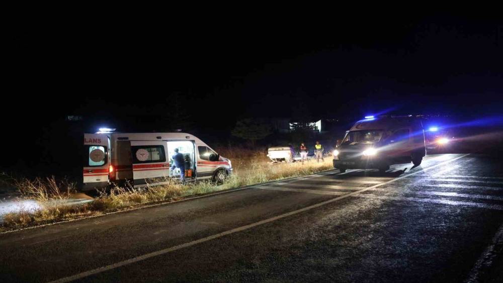 Nevşehir&rsquo;de kontrolden &ccedil;ıkan otomobil takla attı: 1&rsquo;i ağır, 5 yaralı
