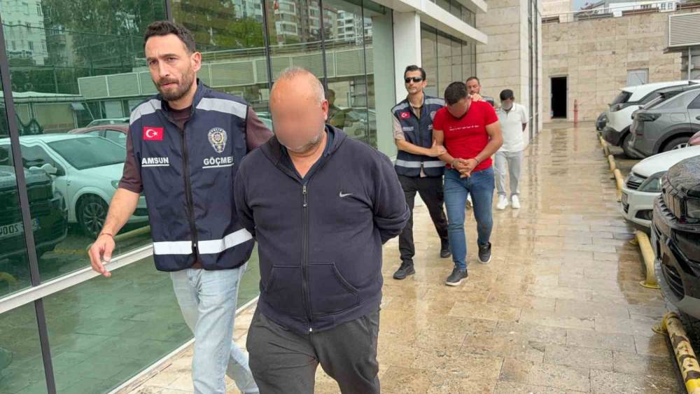 Samsun&rsquo;da g&ouml;&ccedil;men ka&ccedil;ak&ccedil;ılığı operasyonu: 12 Afgan yakalandı, 4 g&ouml;zaltı
