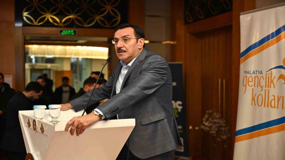 AK Parti Malatya Milletvekili B&uuml;lent T&uuml;fenkci: "Muhalefet yapılmayan hizmetlerle &ouml;v&uuml;nmeye &ccedil;alışıyor"
