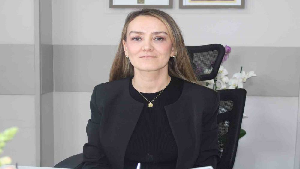Genel Cerrahi Uzmanı Do&ccedil;. Dr. Eren: "Memede ele gelen her kitle mutlaka muayene edilmelidir"
