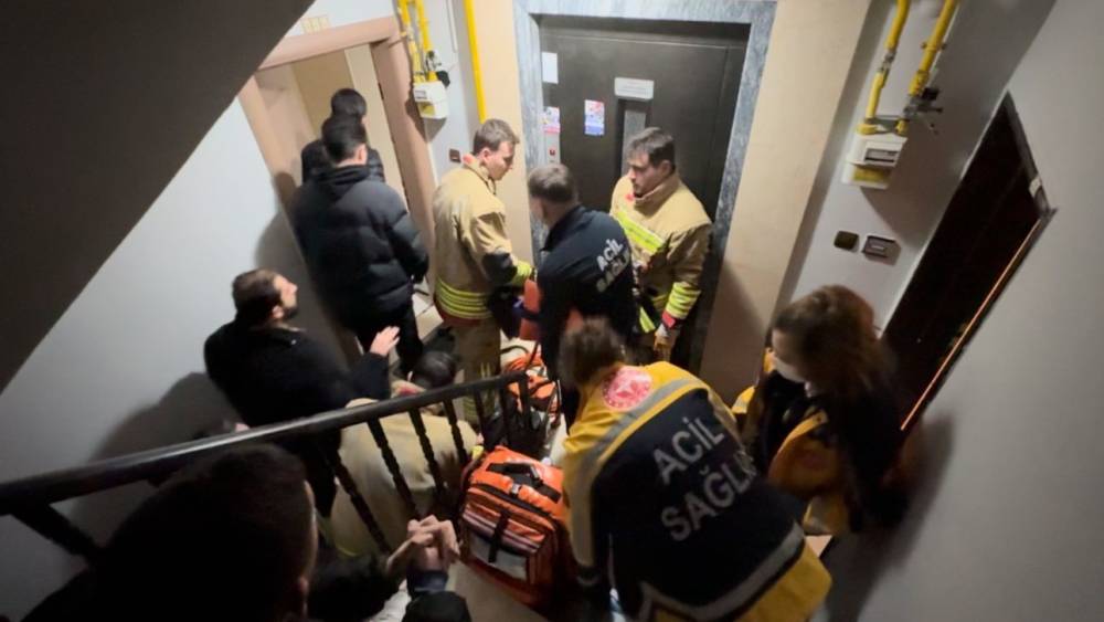 &Ouml;ld&uuml;ğ&uuml; sanılan gen&ccedil; uyurken bulundu
