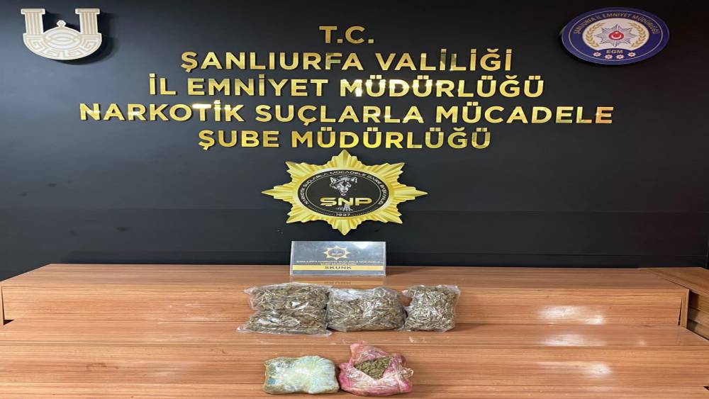 Şanlıurfa&rsquo;da uyuşturucu operasyonu:2 g&ouml;zaltı
