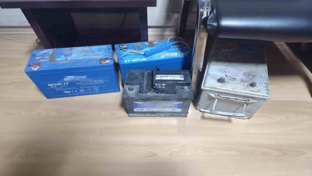 Aynı g&uuml;n 6 ara&ccedil;tan ak&uuml; &ccedil;alan ş&uuml;pheliler yakalandı
