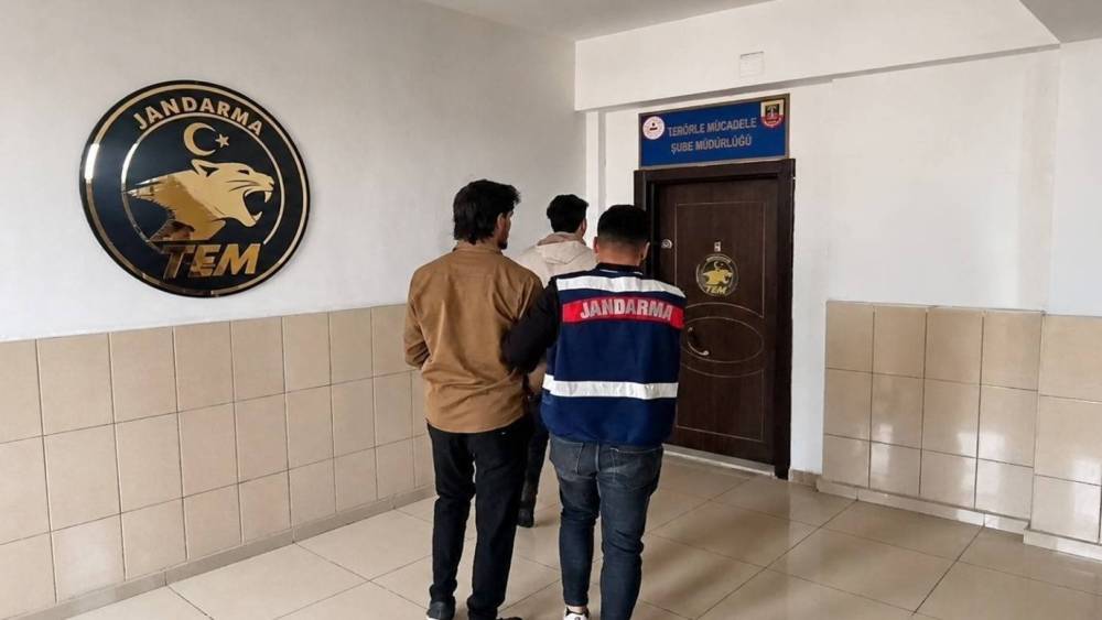 Mersin&rsquo;de MİT destekli operasyonda DEAŞ ş&uuml;phelisi yakalandı
