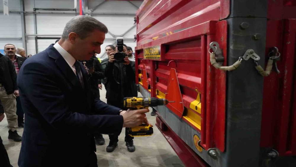 Erzurum&rsquo;da &ouml;rnek proje: "Reflekt&ouml;rle yol al g&uuml;vende kal"
