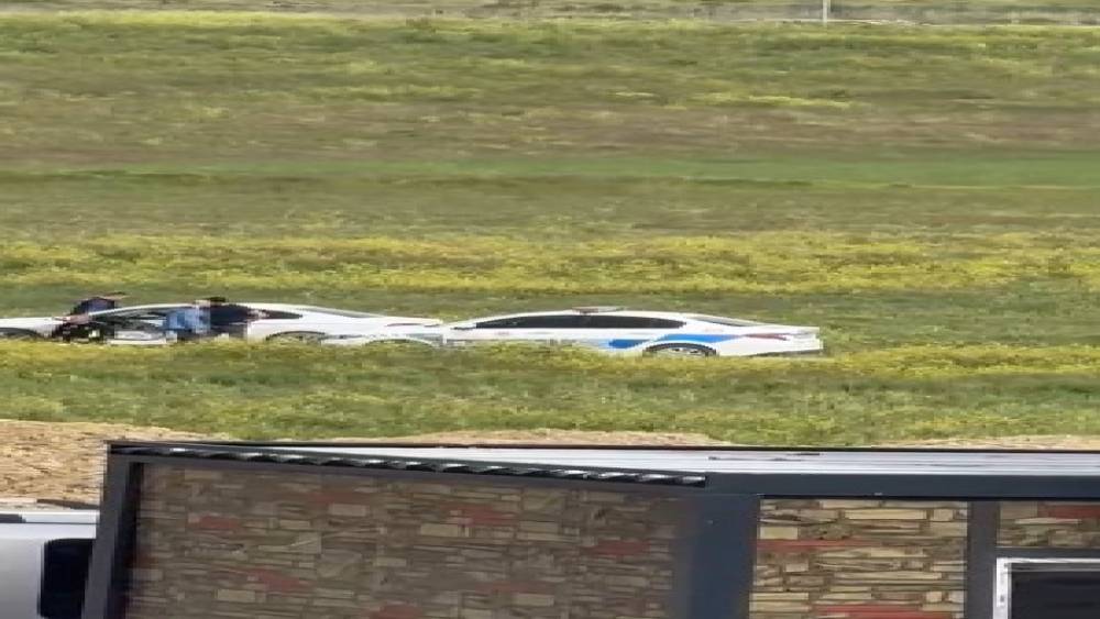 Husumetli iki aile arasında &ccedil;ıkan kavgada silahlar konuştu
