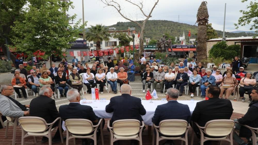 Başkan Ertaş mahalle mahalle vatandaşlarla buluşuyor
