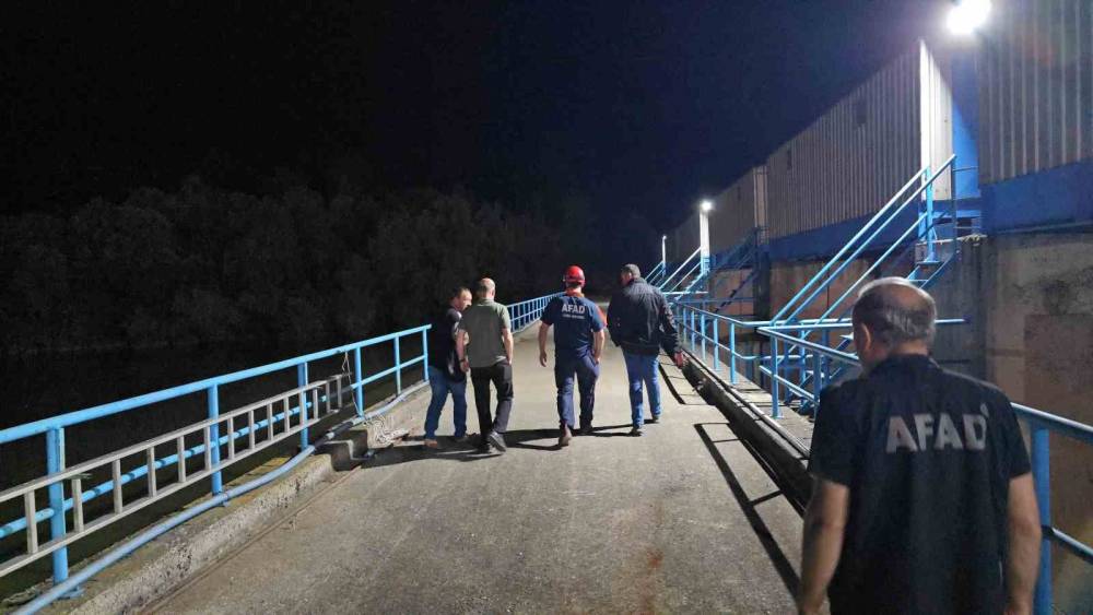 CHP Karab&uuml;k İl Başkan Yardımcısı Erten, Filyos &Ccedil;ayı&rsquo;nda akıntıya kapıldı
