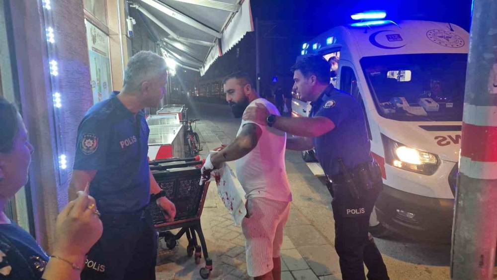 Eskişehir&rsquo;de bı&ccedil;aklı kavgada yaralanan şahıs: "Bana satırla vurmuşlar"
