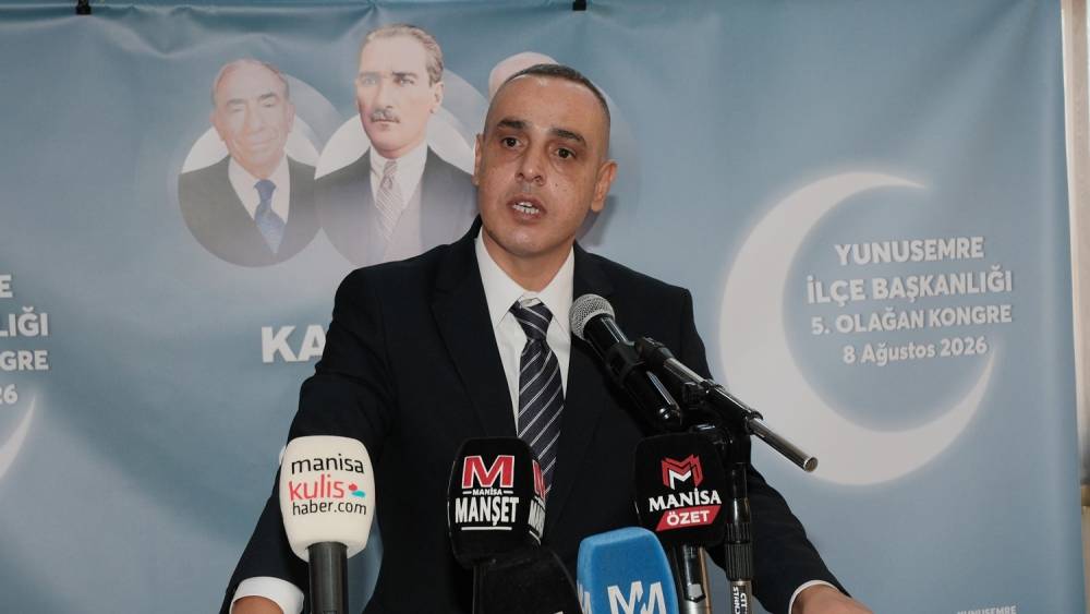 MHP Yunusemre&rsquo;de yeni başkan Ali &Ouml;zkan oldu
