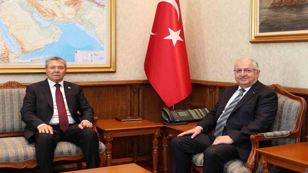 Bakan G&uuml;ler, KKTC Başbakanı &Uuml;stel ile g&ouml;r&uuml;şt&uuml;
