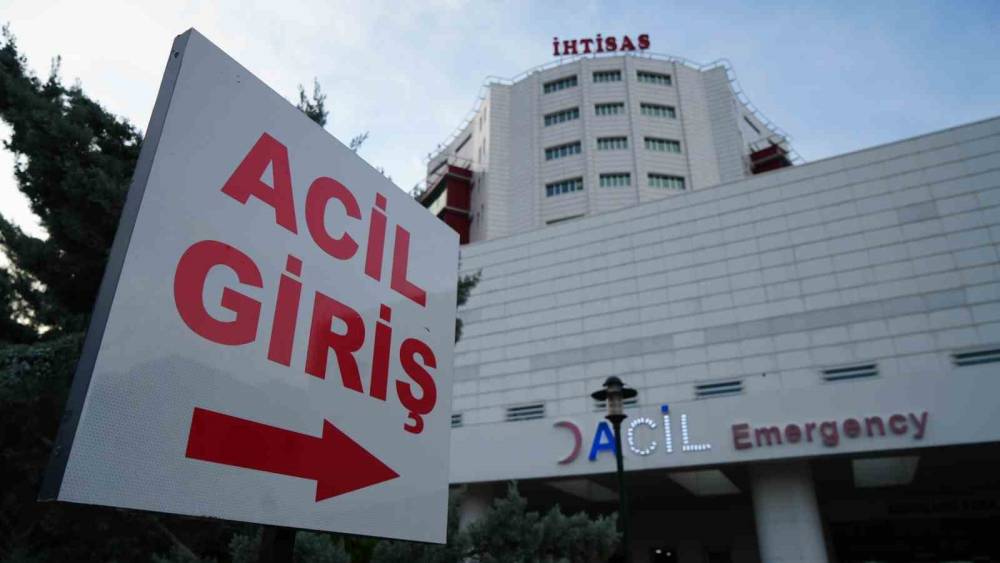 Kırıkkale&rsquo;de okul &ccedil;ıkışı fenalaşan lise &ouml;ğrencisi hayatını kaybetti
