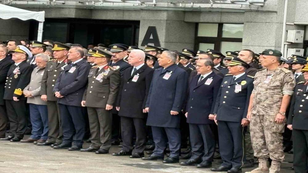 Şehit polis memuru Emre Albayrak için İstanbul İl Emniyet Müdürlüğünde tören düzenlendi
