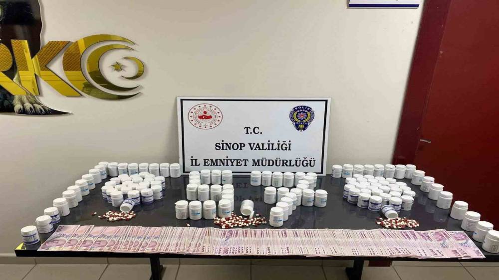 Sinop&rsquo;ta 6 bin 245 uyuşturucu hap ele ge&ccedil;irildi: 2 tutuklama
