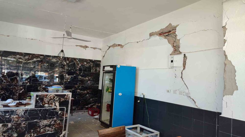 Buldan&rsquo;da 5.1&rsquo;lik depremin ardından bazı işletmelerde hasar meydana geldi
