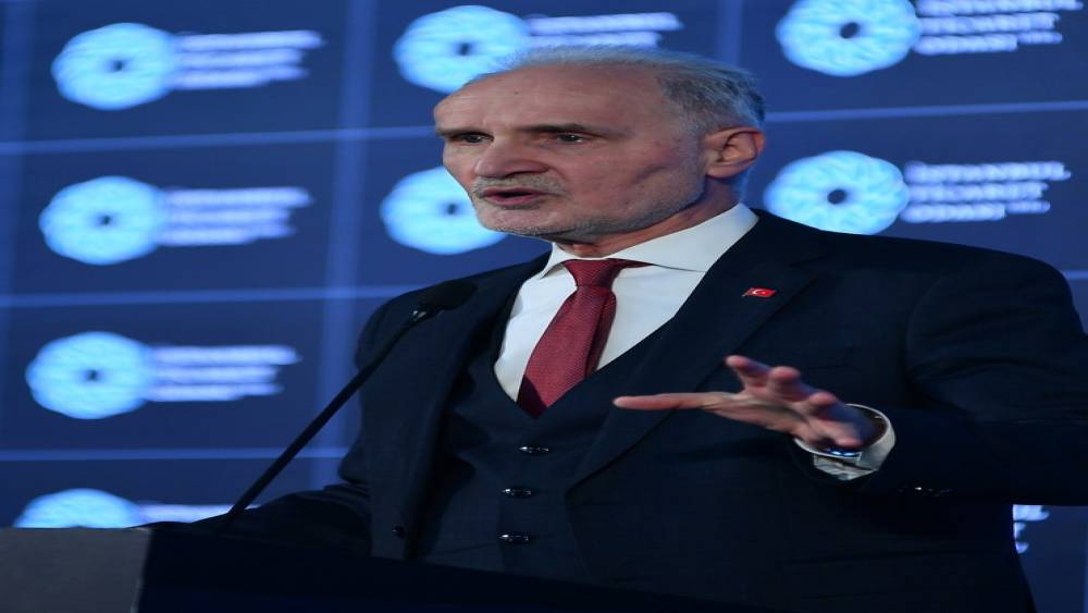 İTO Başkanı Avdagi&ccedil;: &rsquo;&rsquo;Savaş kaynaklı enflasyon riskinden &lsquo;&uuml;retim, verimlilik ve ihracat&rsquo; &uuml;&ccedil;genini uzak tutmalıyız&rsquo;
