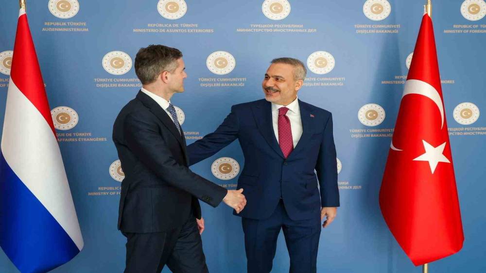 Bakan Fidan, Hollandalı mevkidaşı Berendsen ile g&ouml;r&uuml;şt&uuml;

