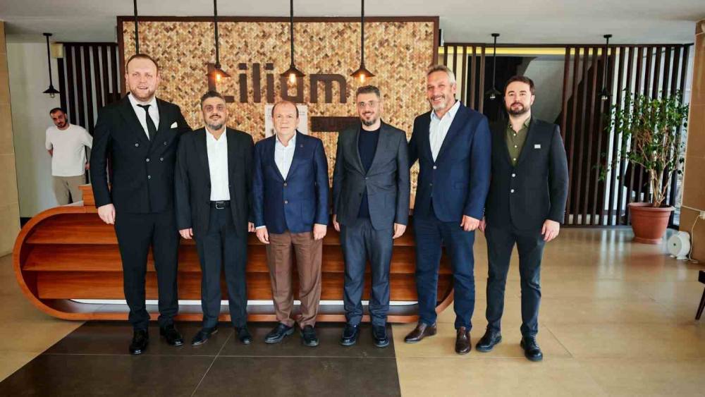 BTSO başkan adalı &Ouml;zer Matlı, tekstil sekt&ouml;r&uuml; temsilcileriyle buluştu
