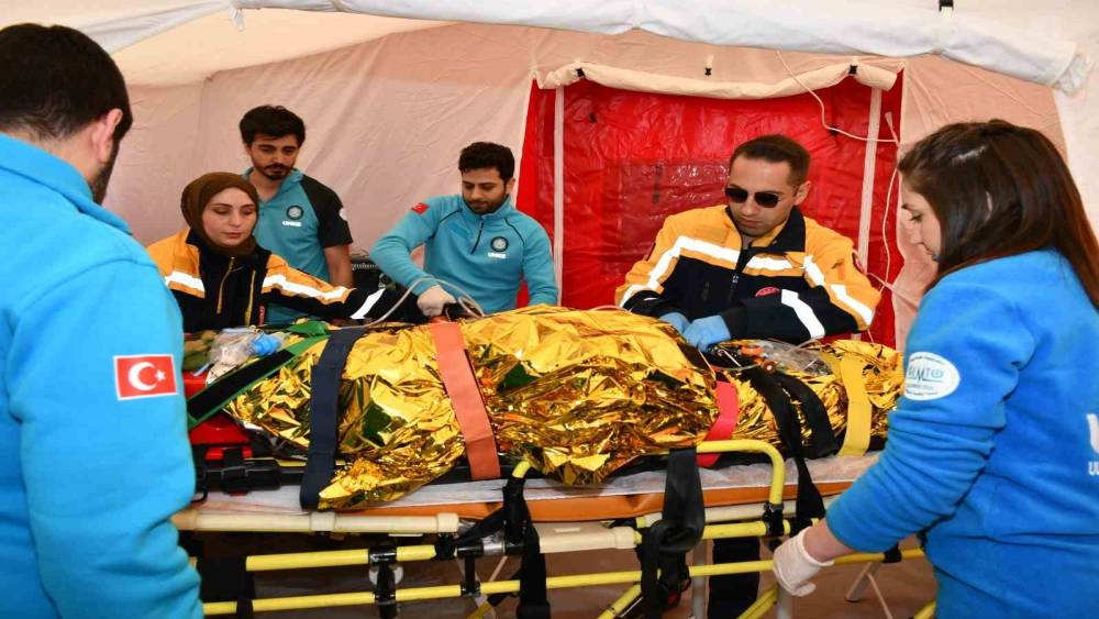 L&uuml;leburgaz&rsquo;da sel tatbikatı yapıldı
