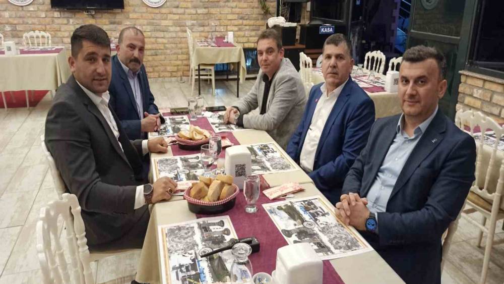 Devrek&rsquo;te siyasi parti temsilcileri bir araya geldi
