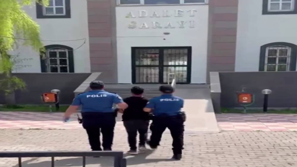 Sivas&rsquo;ta kesinleşmiş hapis cezası bulunan firari h&uuml;k&uuml;ml&uuml; yakalandı
