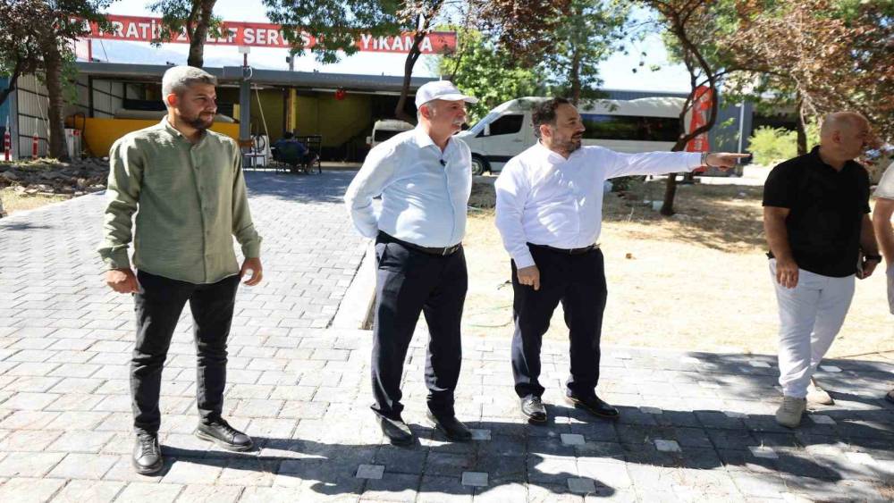 Yunusemre&rsquo;de seyyar sorununa neşter
